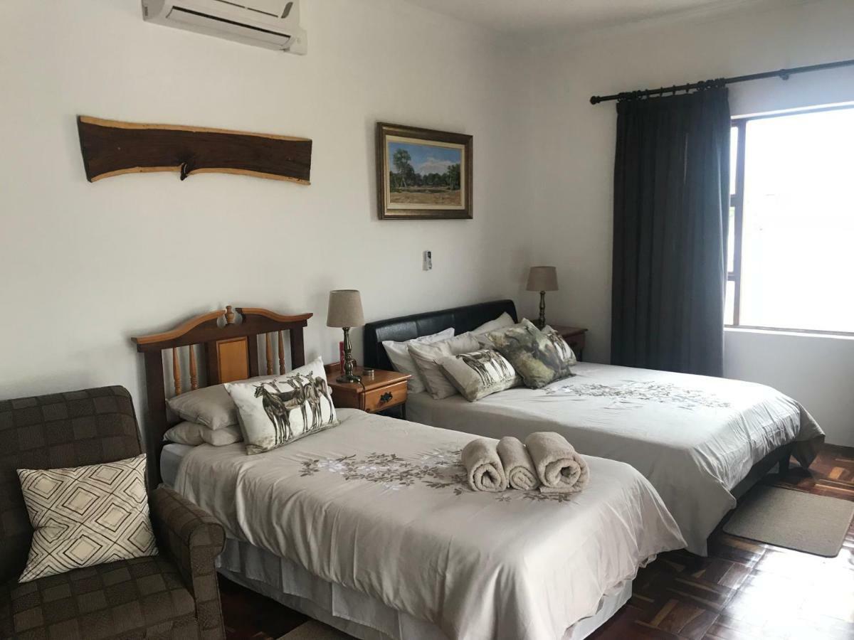 ליידיסמית Towerzicht Guest House מראה חיצוני תמונה