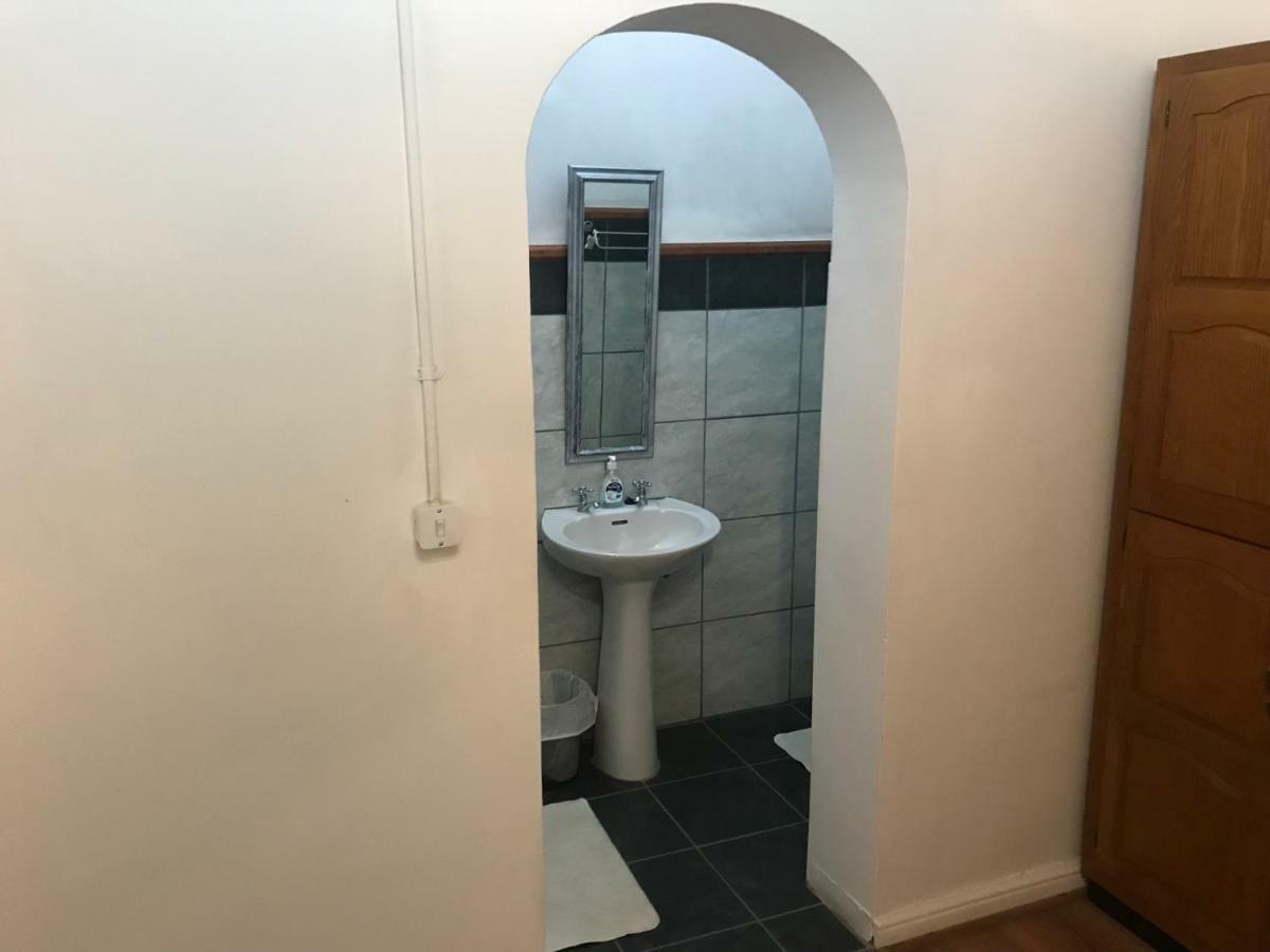 ליידיסמית Towerzicht Guest House מראה חיצוני תמונה