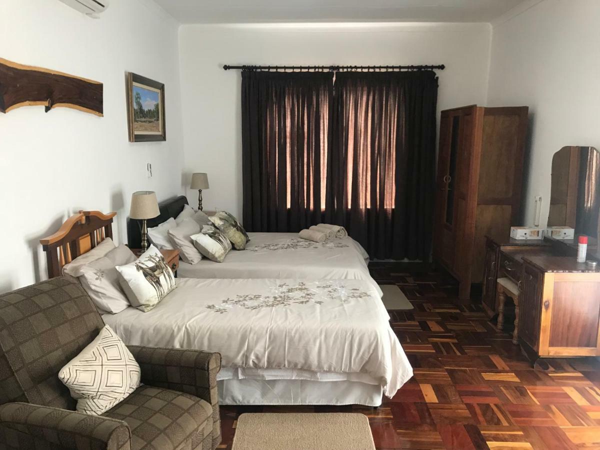 ליידיסמית Towerzicht Guest House מראה חיצוני תמונה