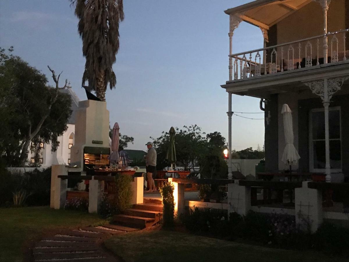 ליידיסמית Towerzicht Guest House מראה חיצוני תמונה