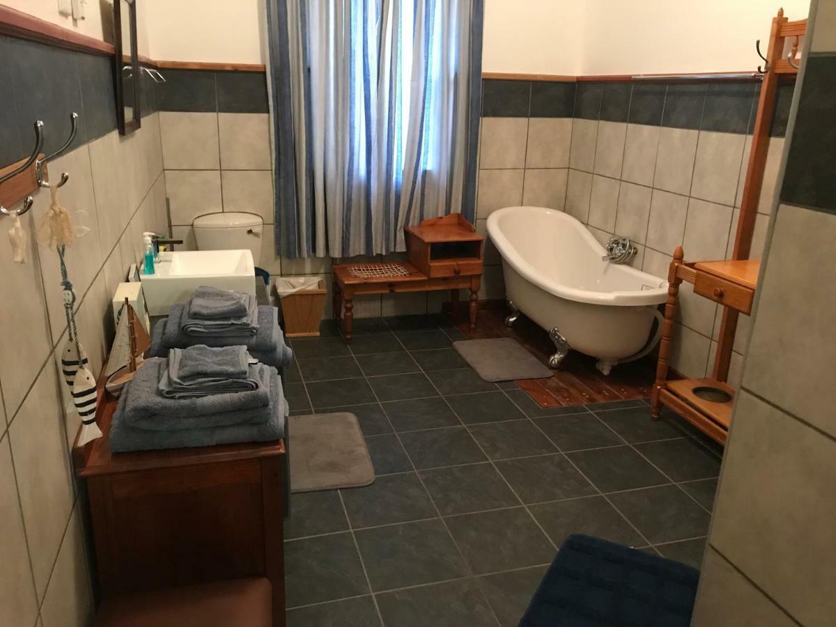 ליידיסמית Towerzicht Guest House מראה חיצוני תמונה
