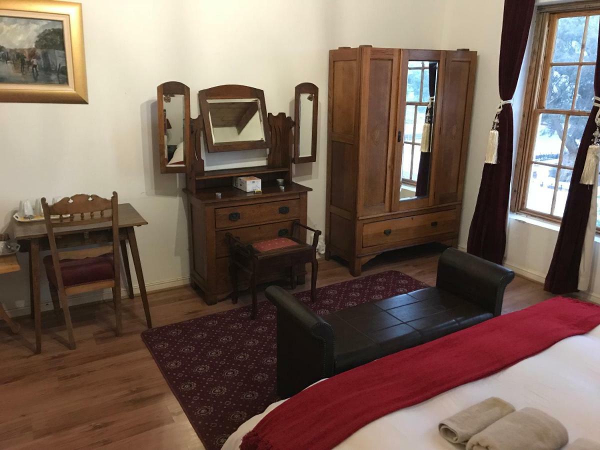 ליידיסמית Towerzicht Guest House מראה חיצוני תמונה