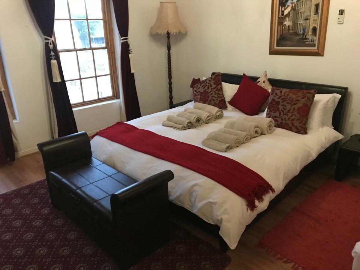 ליידיסמית Towerzicht Guest House מראה חיצוני תמונה