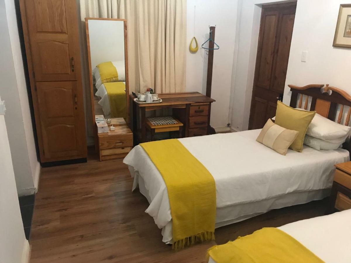 ליידיסמית Towerzicht Guest House מראה חיצוני תמונה